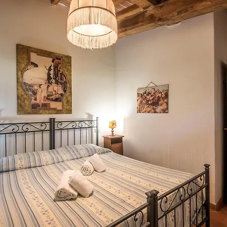 Poggio Primo - Trilocale Etrusco Alloggio per agriturismo Castiglion Fibocchi