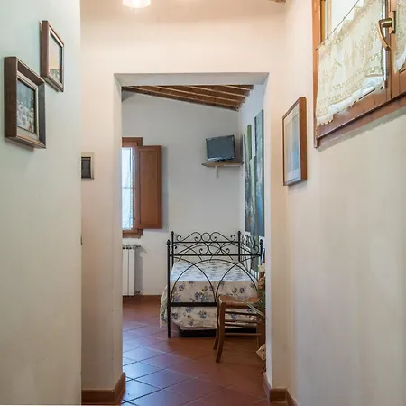 Poggio Primo - Trilocale Etrusco Alloggio per agriturismo Castiglion Fibocchi